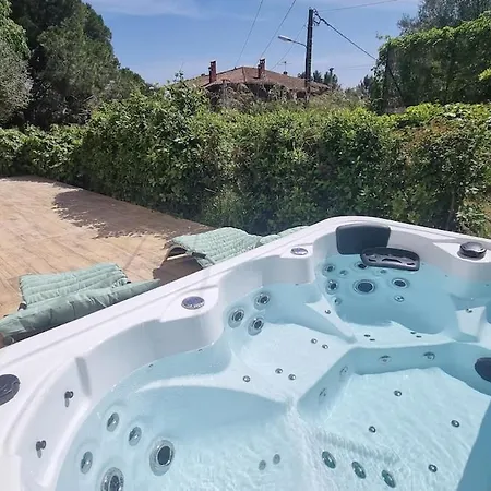 Maison Privee Avec Jacuzzi Prive 土伦