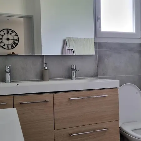 Maison Privee Avec Jacuzzi Prive