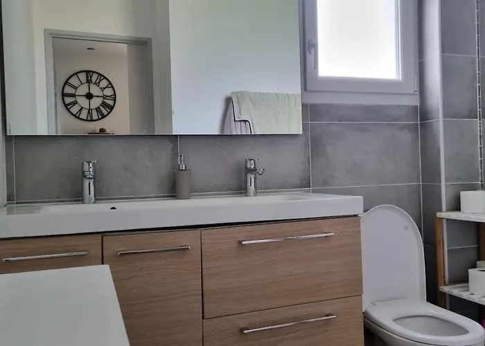 Maison Privee Avec Jacuzzi Prive